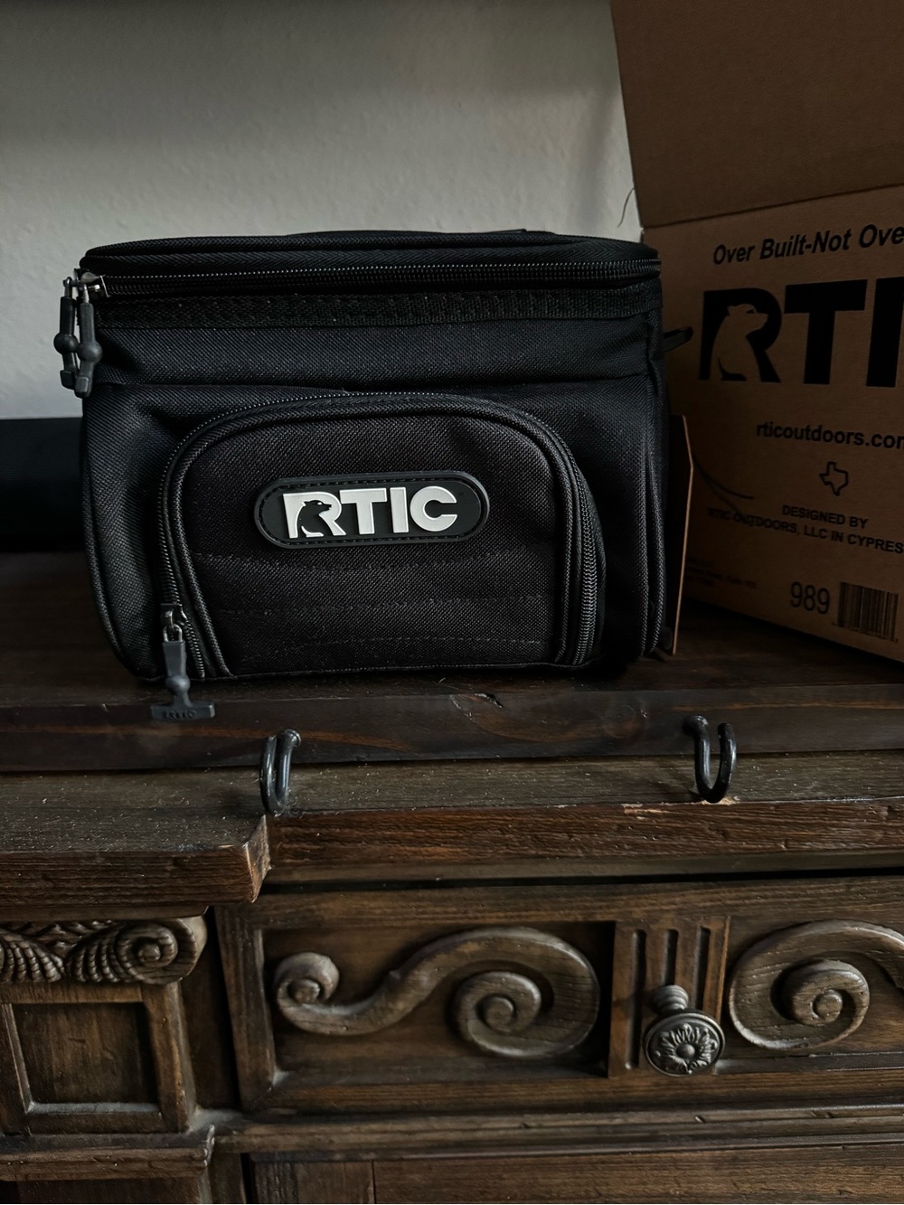 RTIC Black Soft Cooler Bag - Compact Insulated Lunch Bag